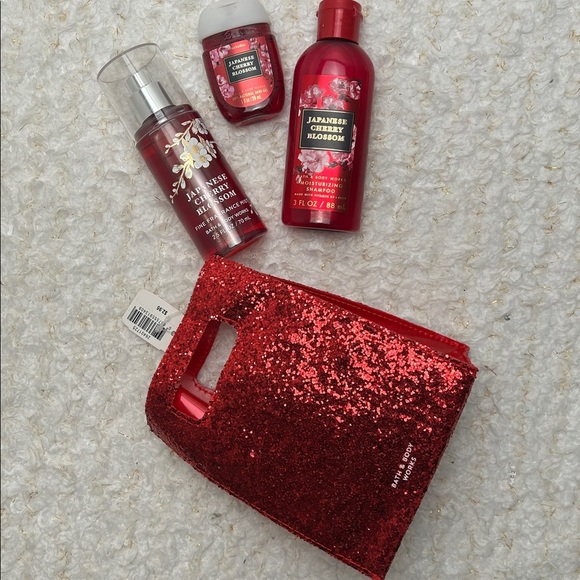 Bath and Body Work Japanese Cherry Blossom bundle 4 items - Picture 3 of 6